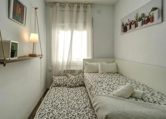 アパート Espalter White By Hello Homes