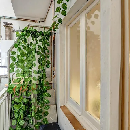 Espalter White By Hello Homes * Σίτζες