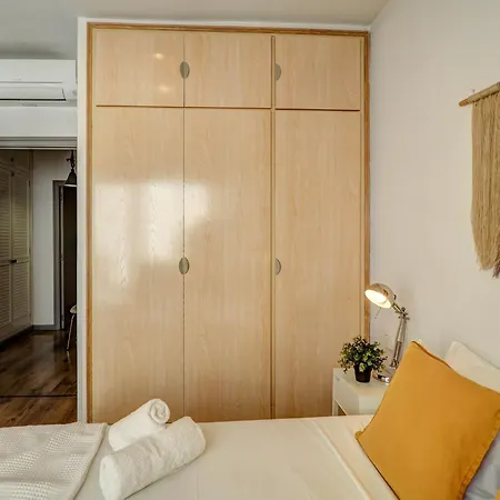 Espalter White By Hello Homes Apartment